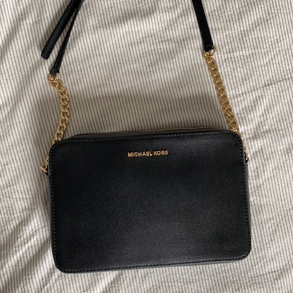 Michael Kors Crossbody - Picture 2 of 7